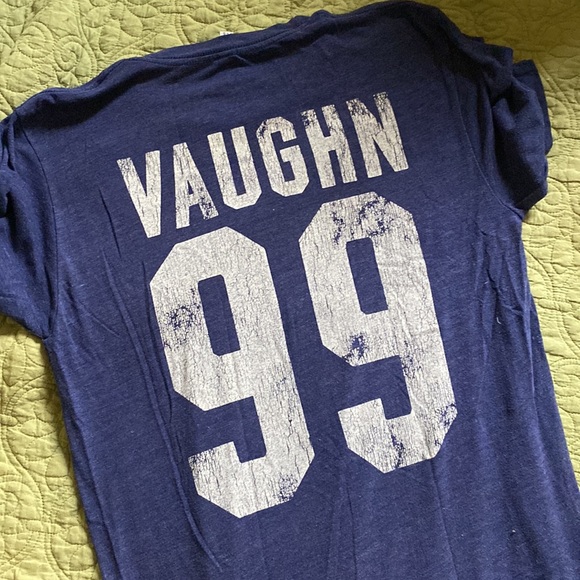 CLE Clothing - size Medium - Picture 2 of 2